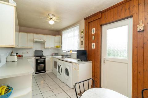 2 bedroom end of terrace house for sale, Lemsford Court, Borehamwood WD6