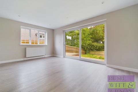 2 bedroom detached house for sale, Oxley Close, Avondale Road, St Leonards on Sea