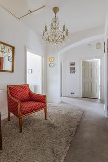 3 bedroom apartment for sale, Bradford Place, Penarth CF64