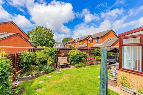 10 Barrians Way, Barry, CF62 8JG