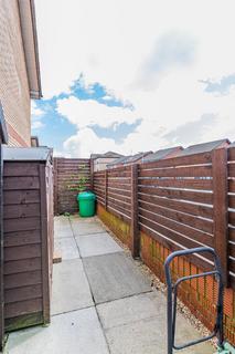 10 Barrians Way, Barry, CF62 8JG