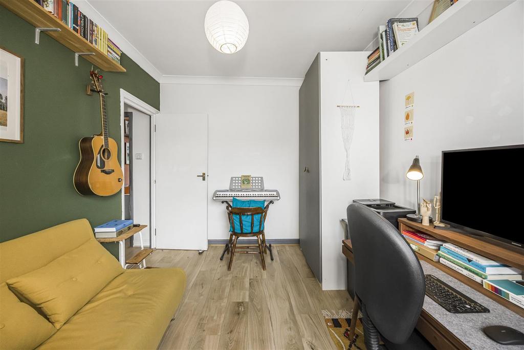 Flat 2, 107 Albert Road -006.jpg