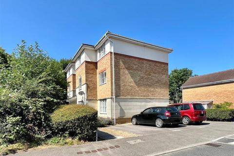 2 bedroom apartment for sale, Bishops Castle Way, Gloucester GL1