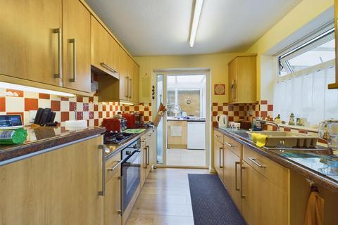 2 bedroom detached bungalow for sale, Thoresby Close, Bridlington