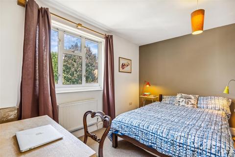 3 bedroom apartment for sale, Somerset Road, London, W4