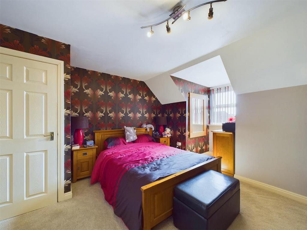 Bedroom: