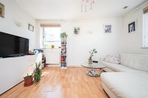 1 bedroom flat for sale, Belgrave Gardens, St John's Wood NW8