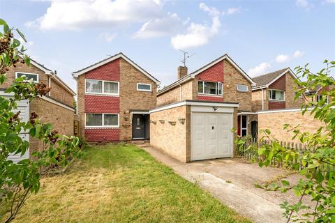 3 bedroom detached house for sale, Wheathouse Close, Bedford