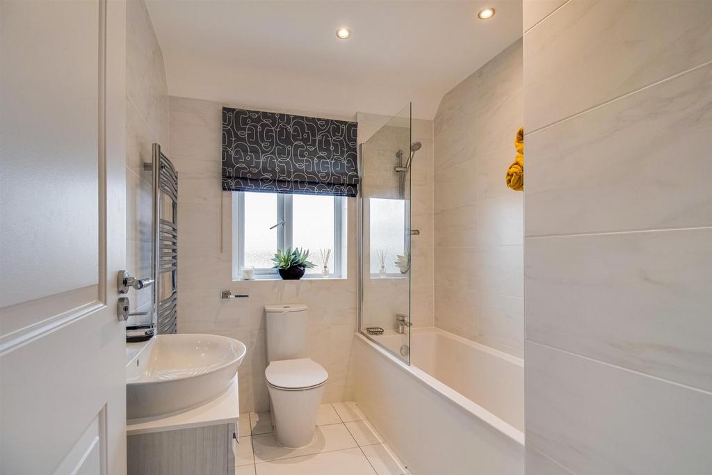 Bathroom/w.c.
