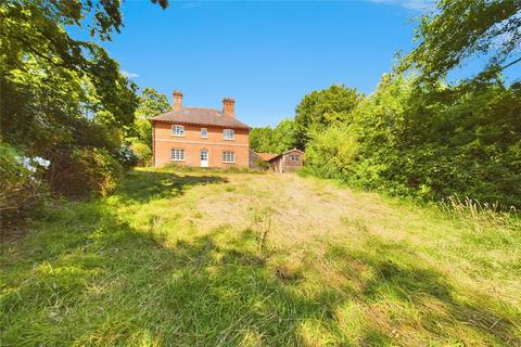 3 bedroom detached house to rent, Longmoor Lane, Mortimer Common, Reading, Berkshire, RG7