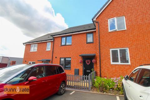 3 bedroom townhouse for sale, Josiah Heapy Close, Stoke On Trent ST6