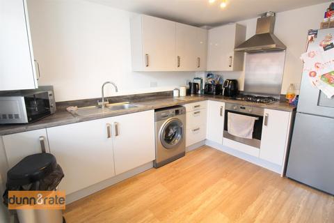 3 bedroom townhouse for sale, Josiah Heapy Close, Stoke On Trent ST6