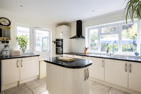 12 Boxes Lane, Horsted Keynes, Haywards Heath, RH17 7EJ