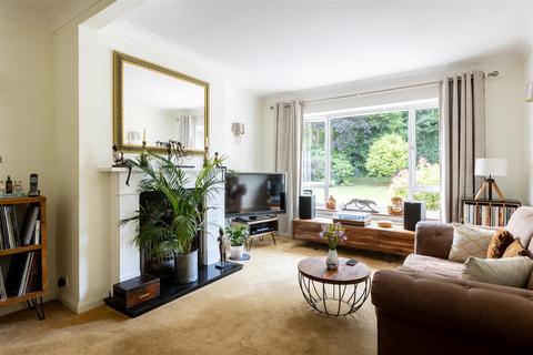 12 Boxes Lane, Horsted Keynes, Haywards Heath, RH17 7EJ