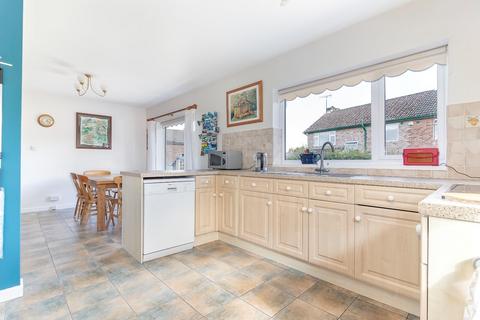 3 bedroom detached bungalow for sale, Meadow Close, Hampsthwaite, Harrogate