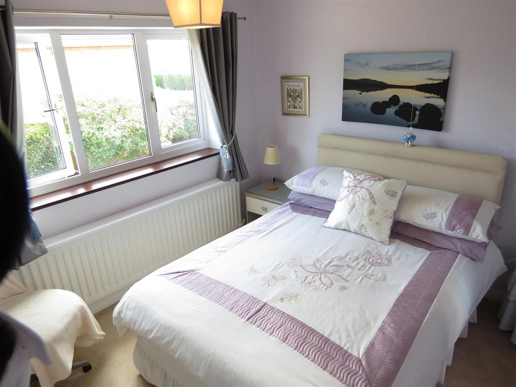 9 Saltney Close -  Bed 3.JPG