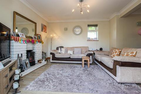 2 bedroom semi-detached bungalow for sale, The Square, Cambridge CB25