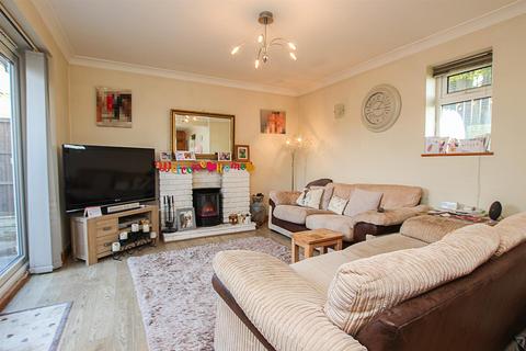 2 bedroom semi-detached bungalow for sale, The Square, Cambridge CB25