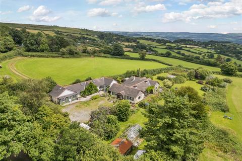 8 bedroom bungalow for sale, Haytor, Devon