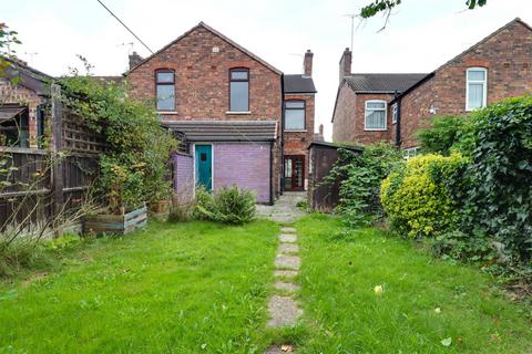 3 bedroom semi-detached house for sale, St. Andrews Avenue, Crewe