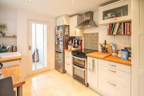 3 bedroom terraced house to rent, Pye Terrace, Cambridge