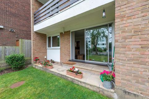 Flat 1, Margaret Court, 28 Albemarle Road, Beckenham, BR3 5XW