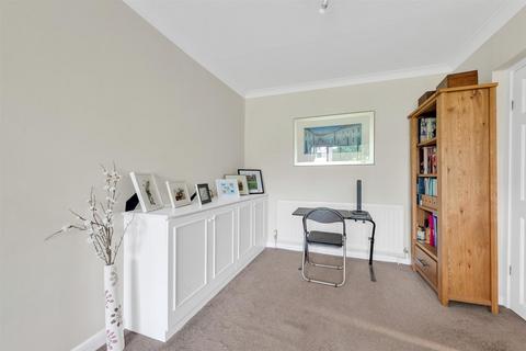 Flat 1, Margaret Court, 28 Albemarle Road, Beckenham, BR3 5XW