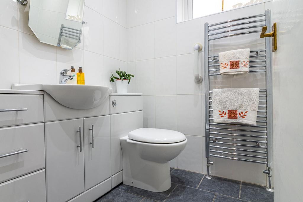 Downstairs shower room