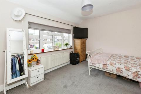 40 Aldbourne Road, Burnham, Slough, SL1 7NJ