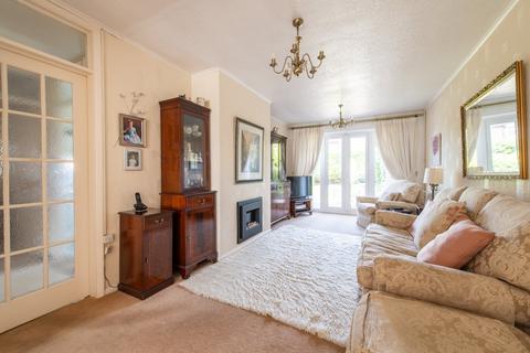 3 bedroom semi-detached house for sale, Castlefields, Istead Rise, Kent, DA13