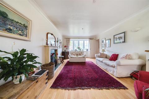 27a Jarvis Street, Upavon, Pewsey, SN9 6DU