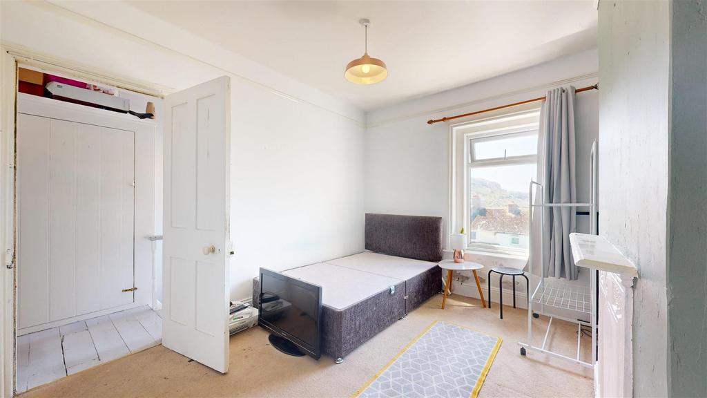4-Osborne-Terrace-08072024 112219.jpg