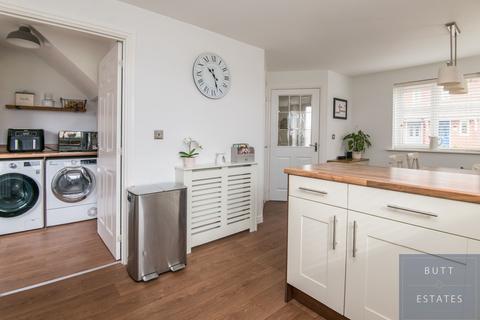 15 Ashcroft Road, Exeter, EX1 3FU