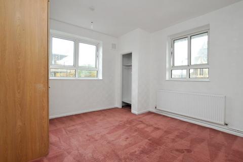 2 bedroom flat to rent, Howard Road, Stoke Newington