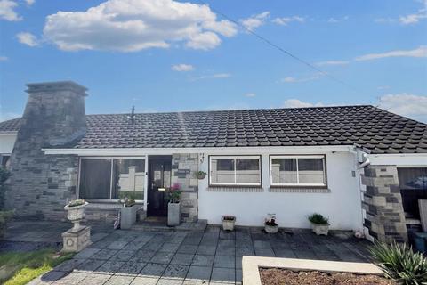 5 bedroom detached bungalow for sale, Heol Nazareth, Pontyates, Llanelli