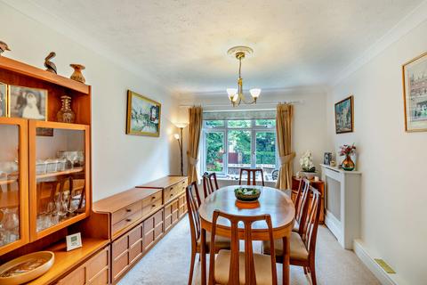 2 bedroom apartment for sale, Snells Wood Court, Little Chalfont