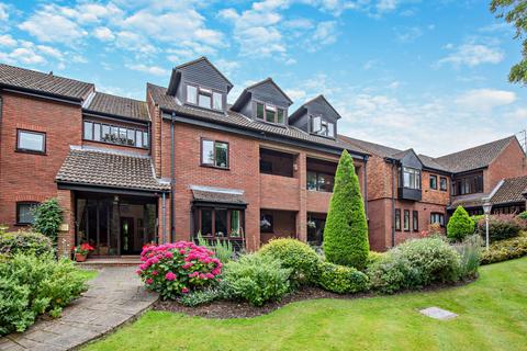 2 bedroom apartment for sale, Snells Wood Court, Little Chalfont