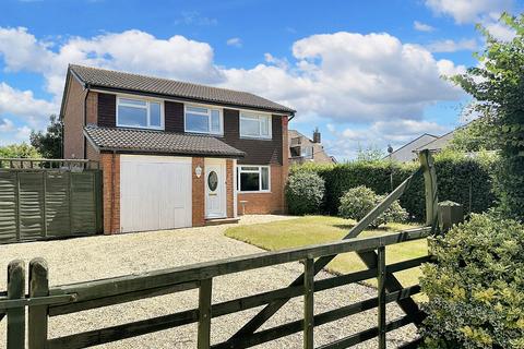 4 bedroom detached house for sale, Lepe Road, Langley, SO45