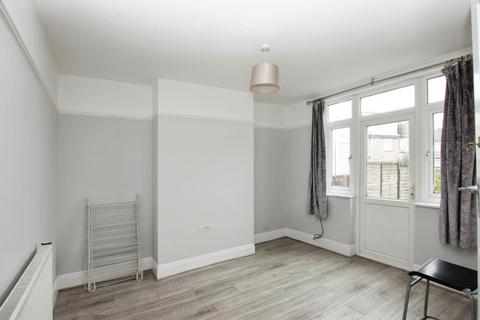 4 bedroom terraced house to rent, Meadowsweet Avenue, Bristol BS34