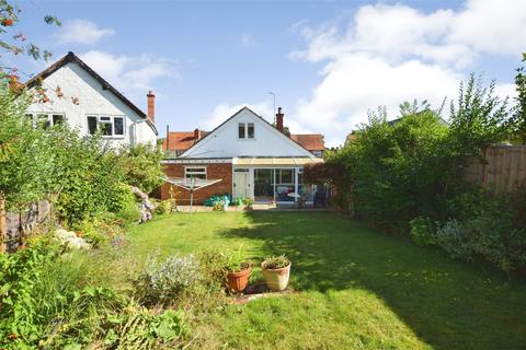 4 bedroom detached house for sale, The Grove, Hampshire GU14