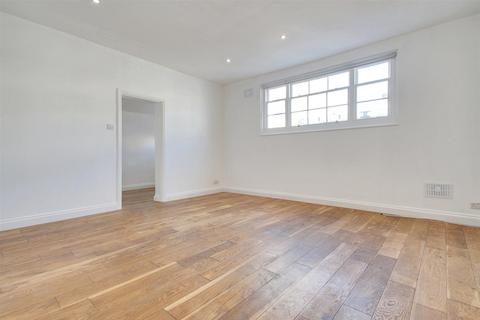 2 bedroom flat for sale, Amelia Road, Worthing