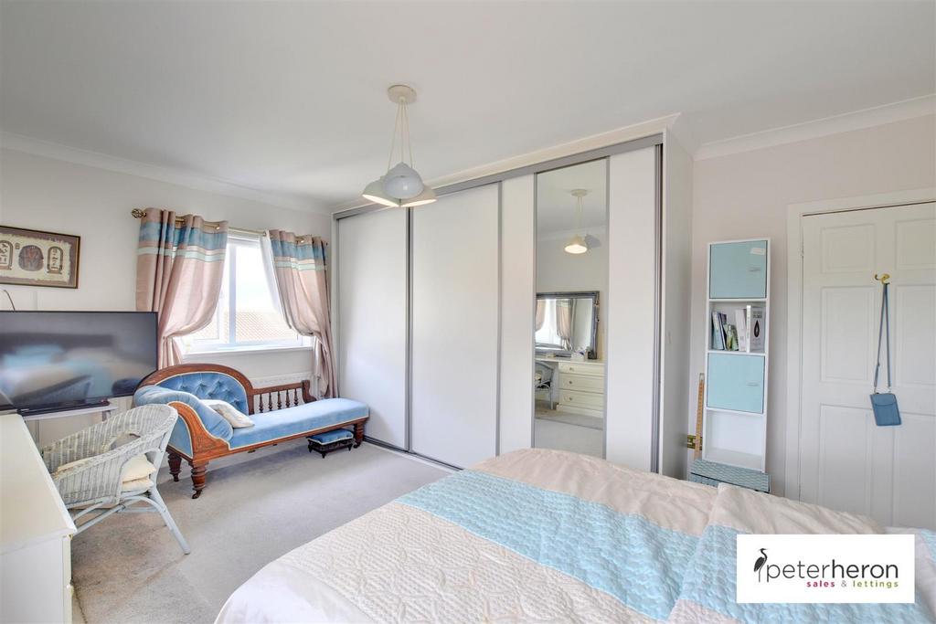 Bedroom 1 (front)