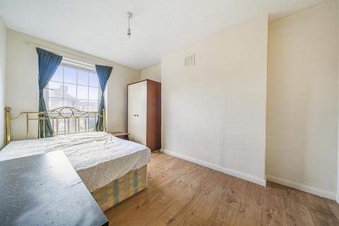 2 bedroom flat for sale, Turnham Road, Brockley