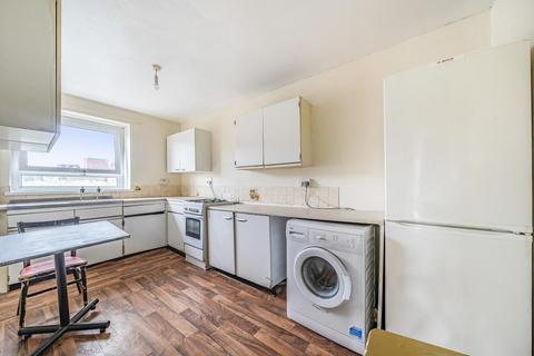 2 bedroom flat for sale, Turnham Road, Brockley