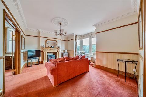 5 bedroom end of terrace house for sale, Lyndhurst Road, Ramsgate CT11