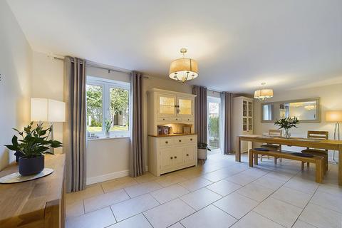 5 Beeston Road, Higher Kinnerton, Chester, CH4 9EA