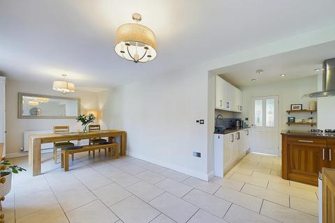 5 Beeston Road, Higher Kinnerton, Chester, CH4 9EA