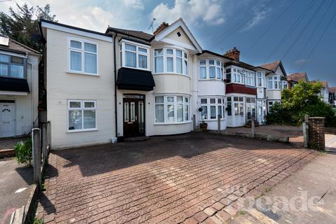 5 bedroom end of terrace house for sale, Coningsby Gardens, Chingford, E4