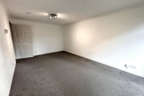 2 bedroom apartment to rent, Moss Manor, Trafford M33