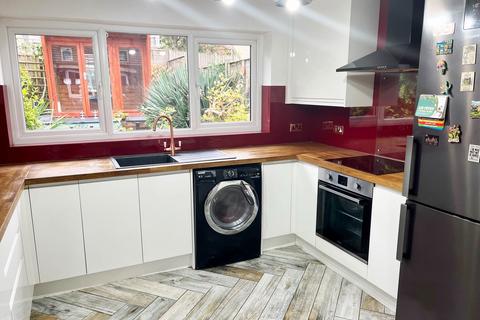 21 Richmond Road, Leicester, LE2 8BB